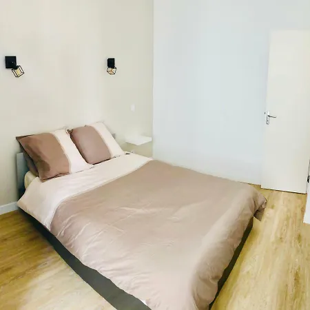 Le Petit Martegal Appartement Spacieux En Centre Ville Et Proche De La Plage Martigues Exterior photo